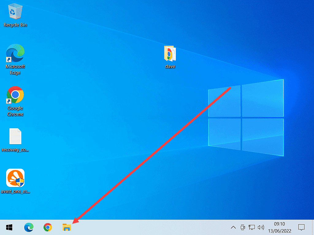 File Explorer indicated on the Windows 10 taskbar.