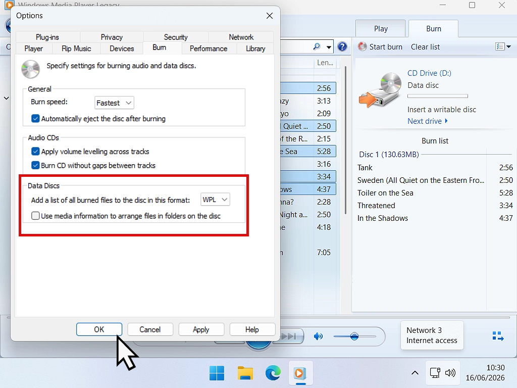 Setting burn options for MP3 disc “Use media information to arrange files in folders on the disc” is deselected.