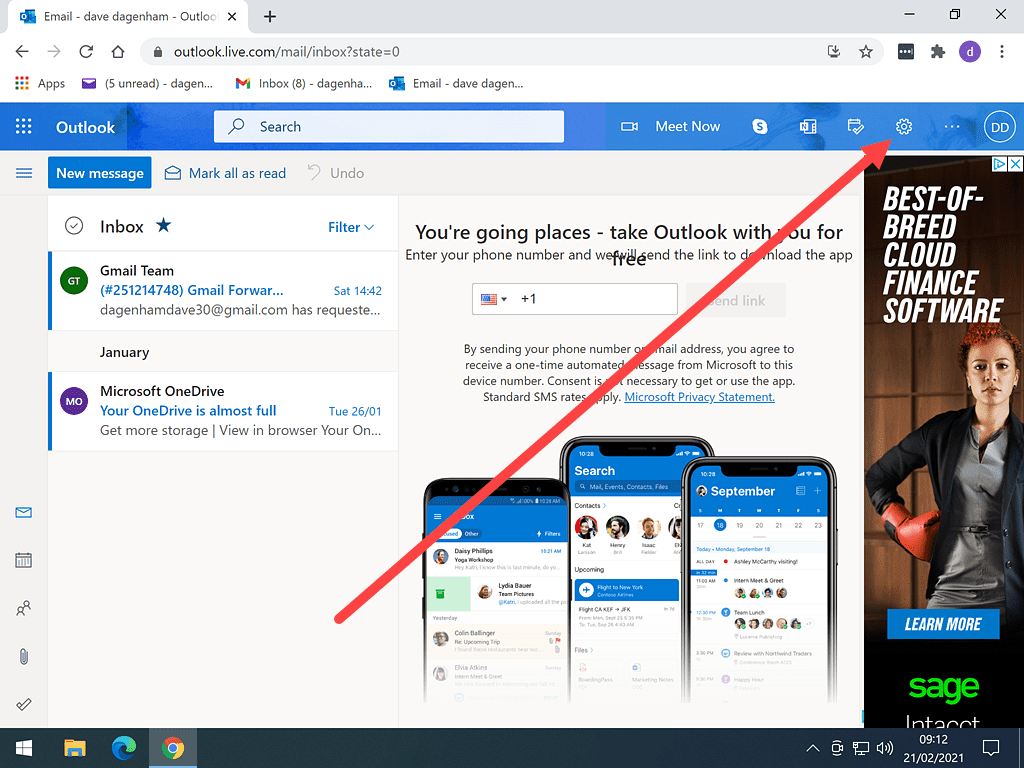 The Settings icon in Outlook.com account is indicated by an arrow.