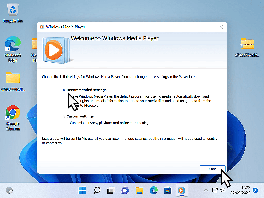 Windows Media Player setup screen. Recommended settings and the Finish button are both indicated.