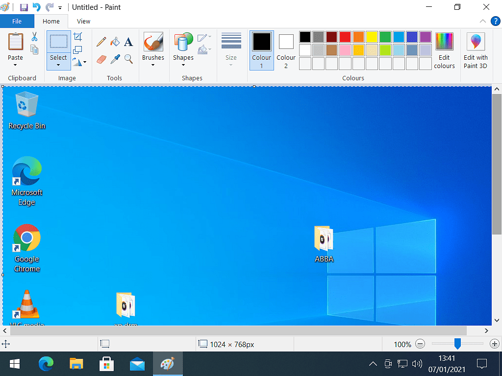 A screenshot of a Windows desktop pasted into Paint.