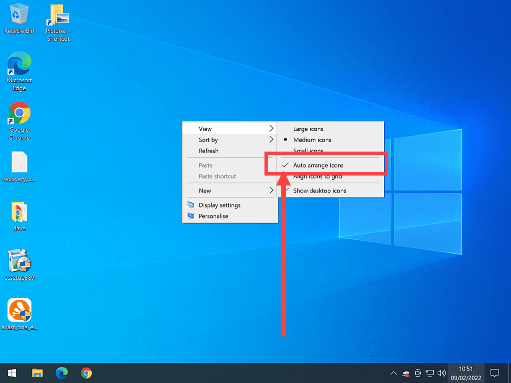 Auto arrange icons is turned on (selected)