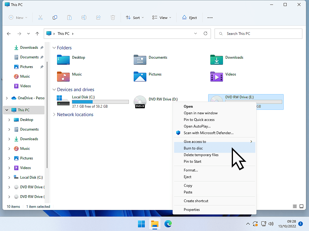 Burn to disc highlighted on context menu in Windows 11.