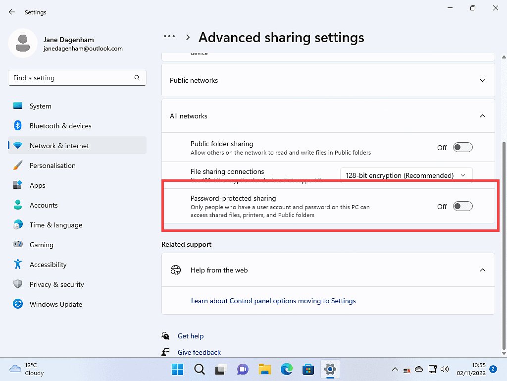 Password protected sharing is turned off in Windows 11.