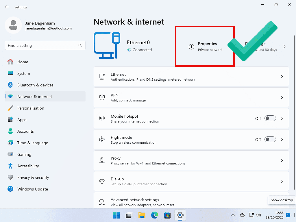 Windows 11 connected to Private network.