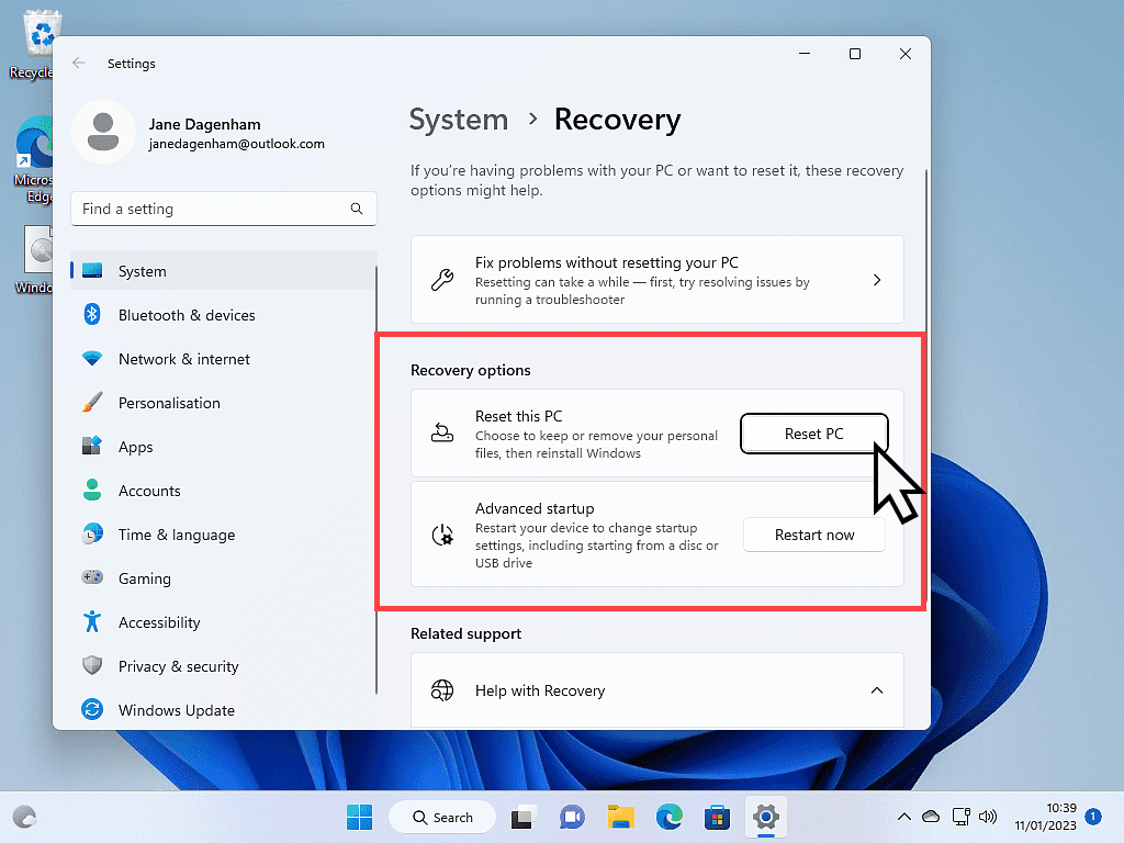 Reset PC button highlighted in Windows 11.