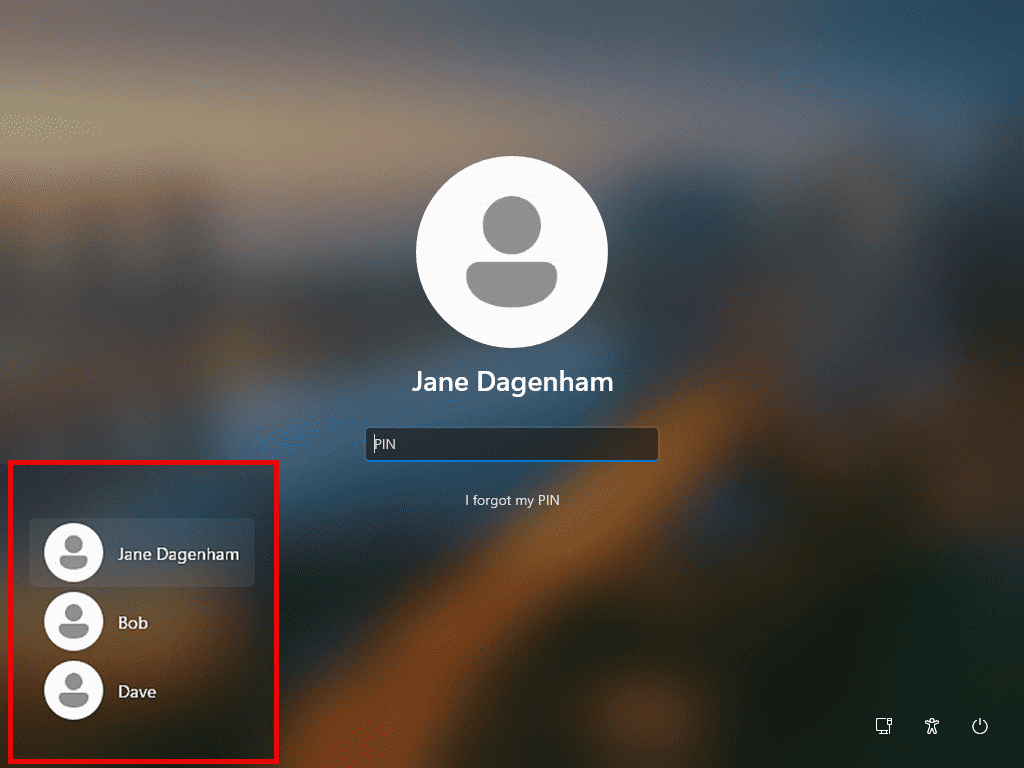3 user account names are highlighted on the Windows login screen