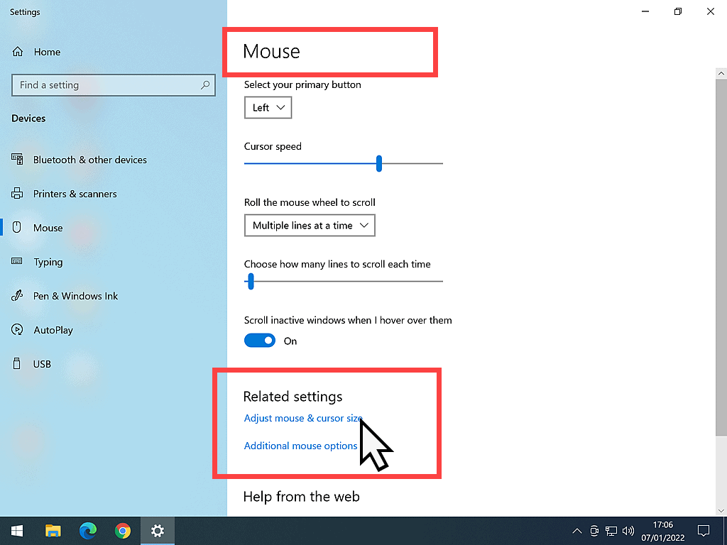 Adjust mouse and cursor size is marked in Windows 10.