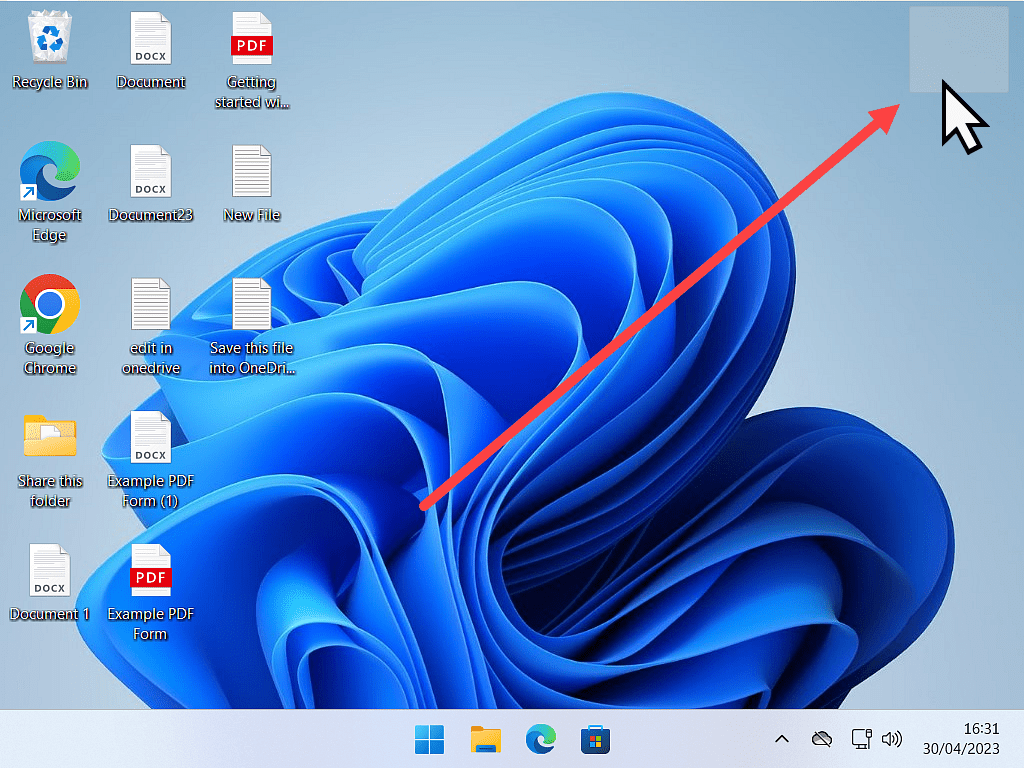 Windows desktop with the hidden folder highlighted.