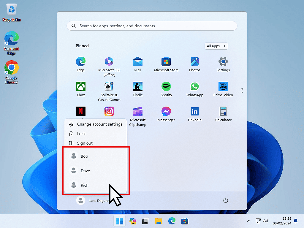 Switching between user accounts in Windows 11.