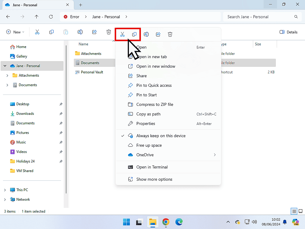 A file is selected and the Cut option is highlighted.