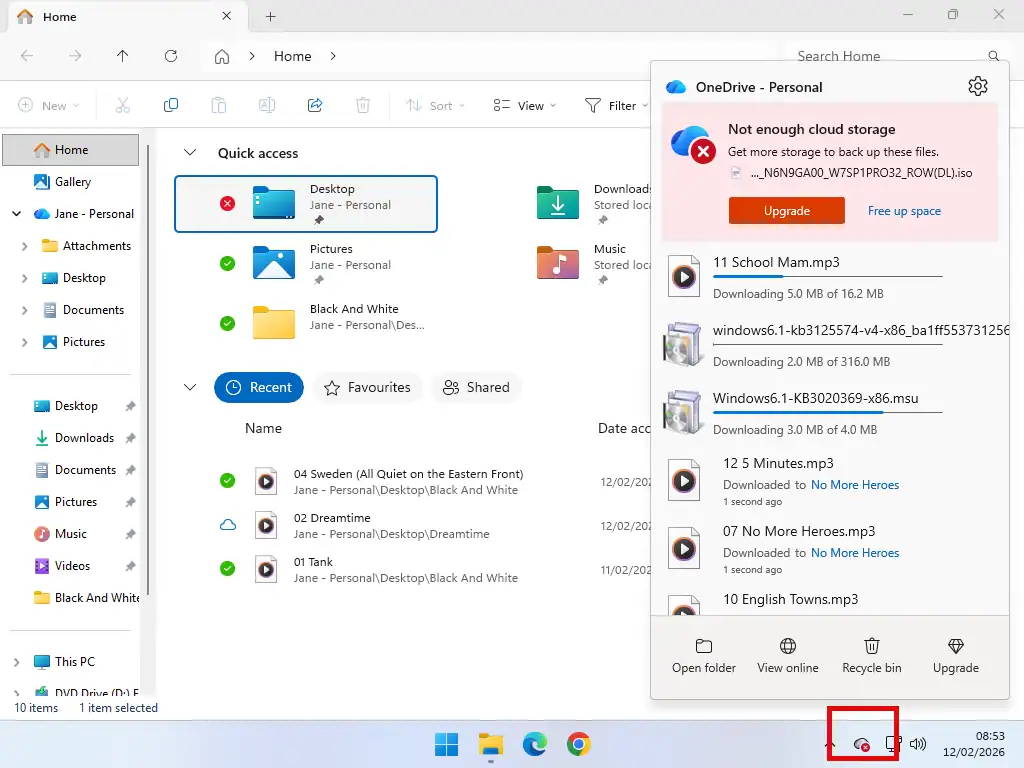 OneDrive downloading files OneDrive downloading files to store them locally.