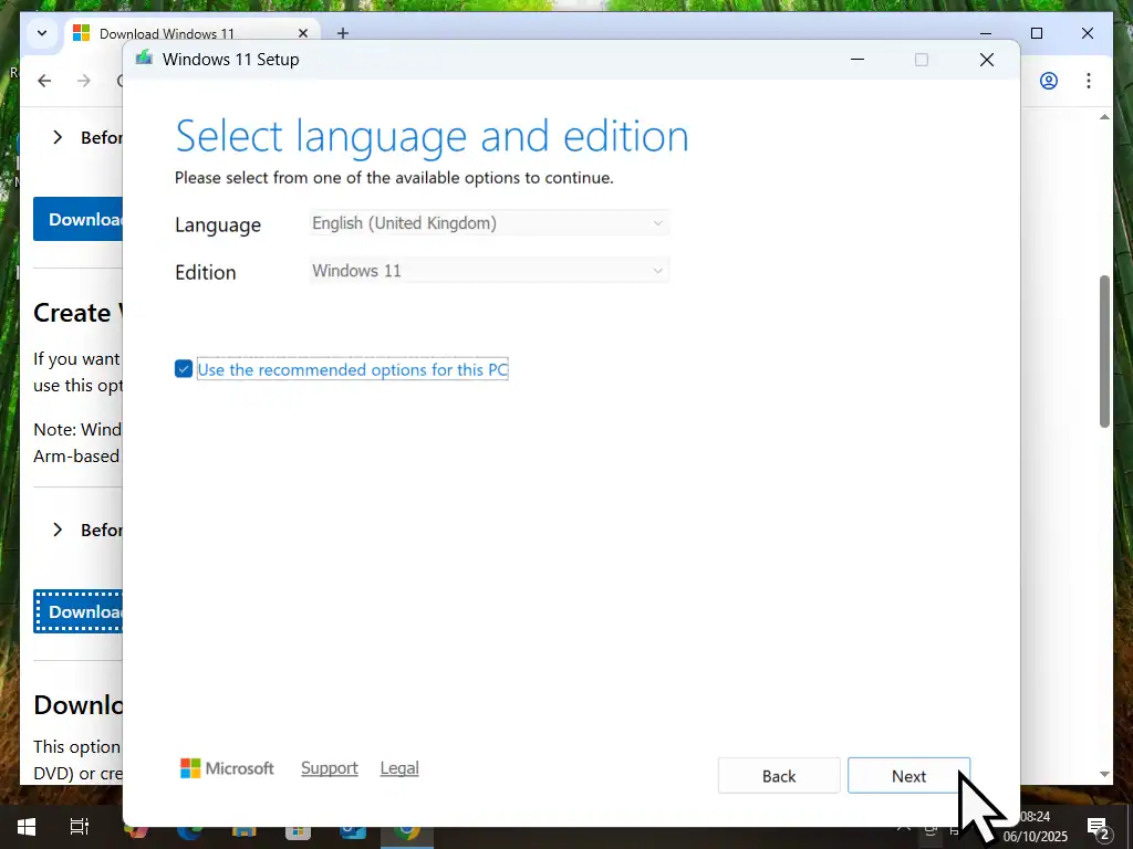 Select language for Windows 11 installation.