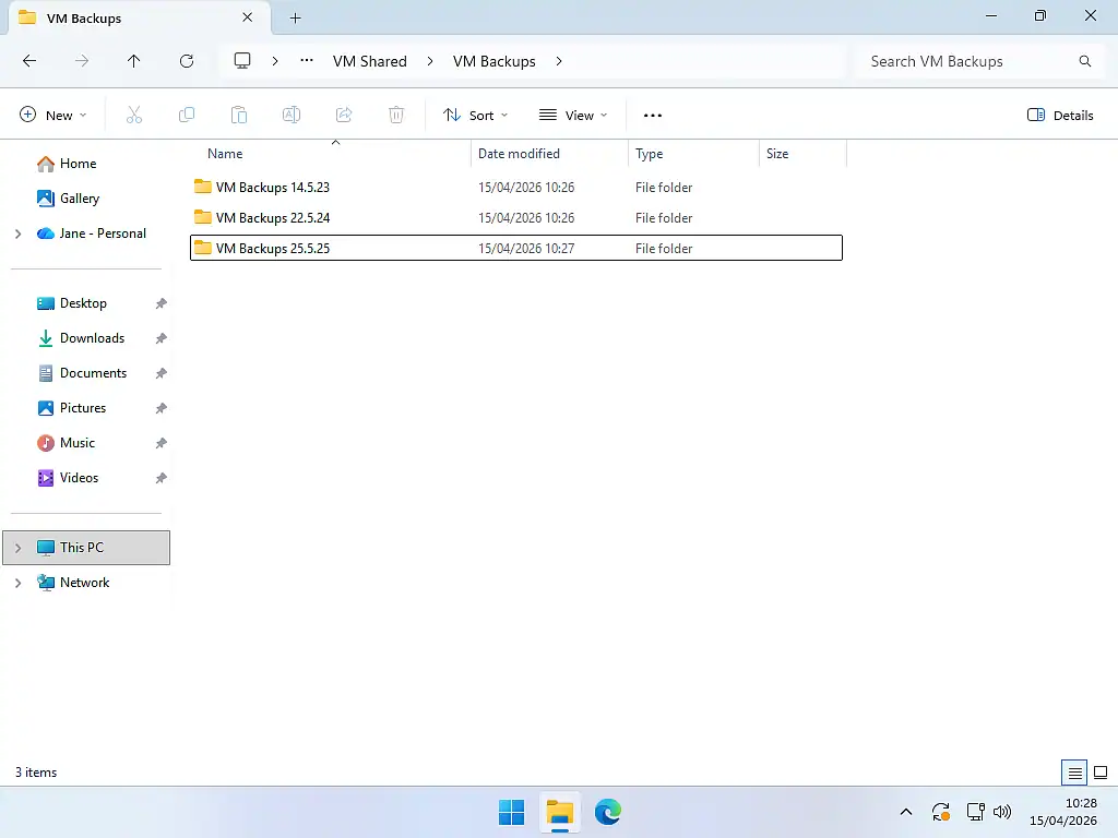 Successive virtual machine backups in dated folders VMware Workstation Pro backups.