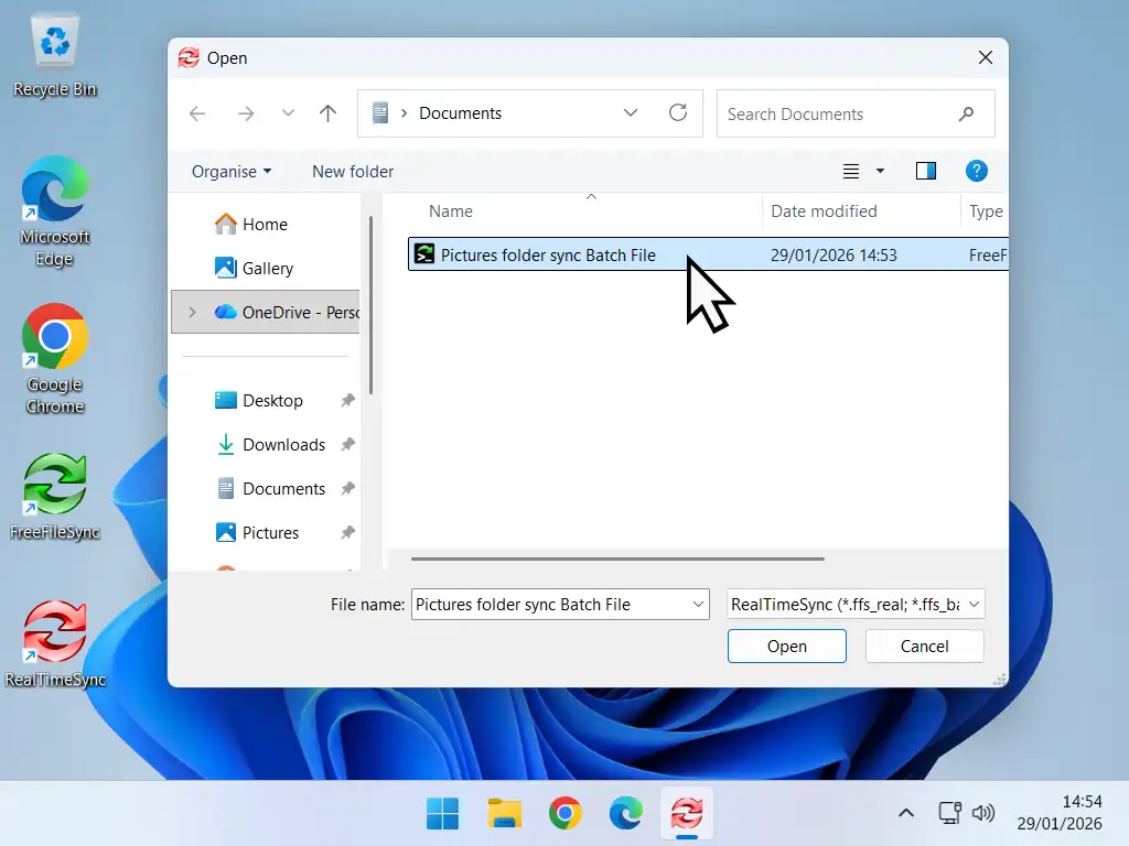 Import batch file Selecting the batch file.