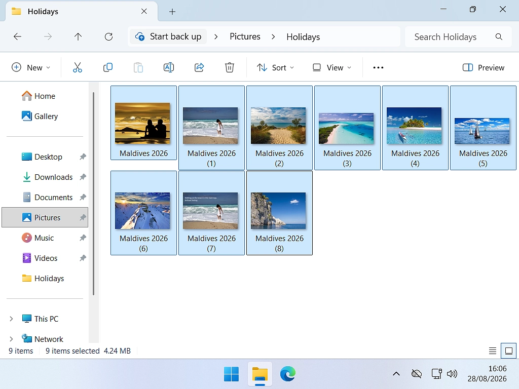 All the files in a folder renamed at once with numbers in brackets
